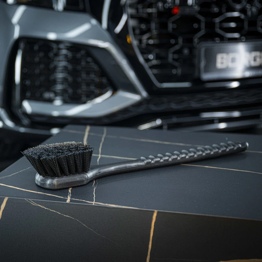 1+1 Hard Bristle Brush - Image 4