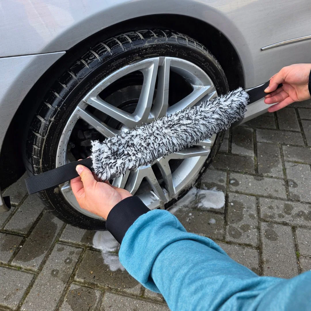 Microfiber Wheel Towel - Image 2