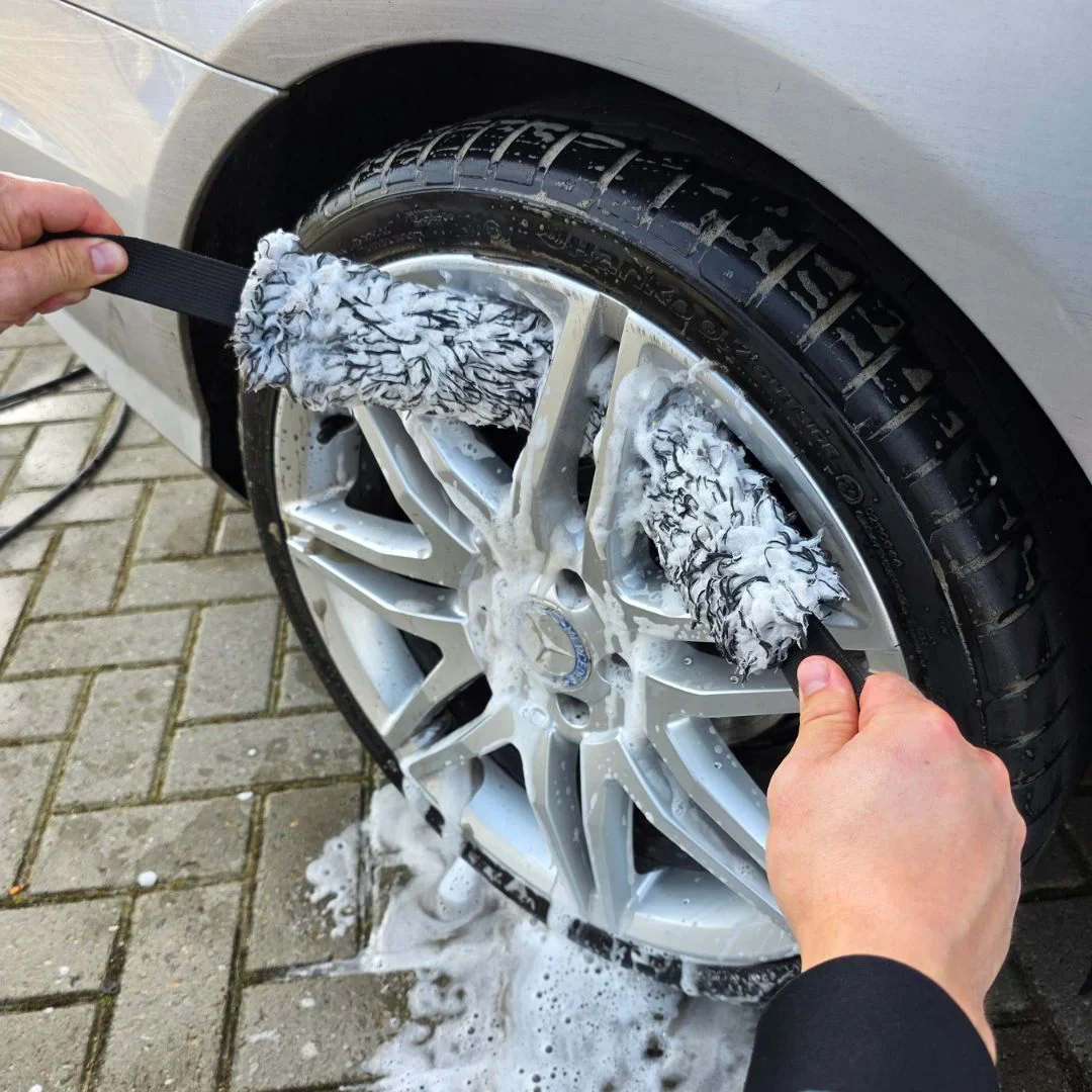 Microfiber Wheel Towel - Image 5