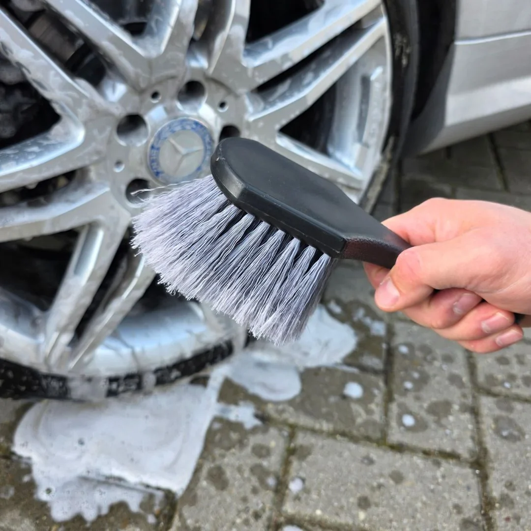 Wheel Brush - Image 3